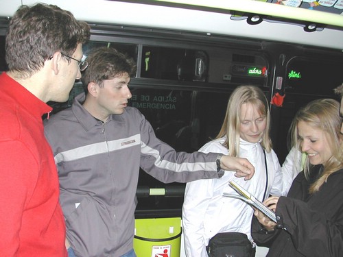 Thomas, Stefan, Wenche y Sabine en el autobus